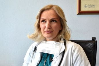 Amfilohije i večeras stabilno, vitalni parametri dobri Amfilohije i večeras stabilno, vitalni parametri dobri