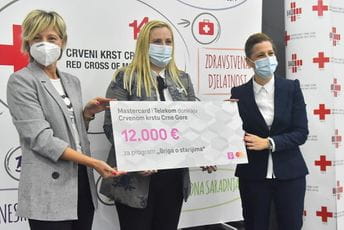 Crvenom krstu Crne Gore 12 hiljada eura Crvenom krstu Crne Gore 12 hiljada eura