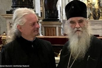 Đurović: Amfilohije obmanuo litijaše, ali je zasad osujećen u namjeri da stvori autokefalnu Crkvu Đurović: Amfilohije obmanuo litijaše, ali je zasad osujećen u namjeri da stvori autokefalnu Crkvu