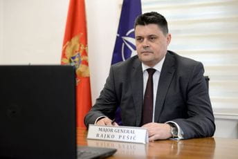 Pešić: SEDM inicijativa uspješan mehanizam jačanja vojno-političkog dijaloga Pešić: SEDM inicijativa uspješan mehanizam jačanja vojno-političkog dijaloga