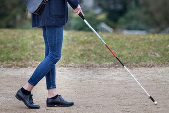 Savez slijepih: Usvojiti i njegovati princip zasnovan na ljudskim pravima za OSI Ilustracija