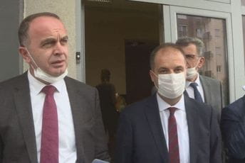 Đeljošaj nakon sastanka sa Krivokapićem: Principi važniji od mjesta u Vladi Đeljošaj i Nimanbegu nakon sastanka sa Krivokapićem