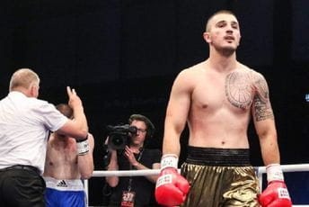 Crnogorac prekidom do meča za svjetsku titulu! Crnogorac prekidom do meča za svjetsku titulu!