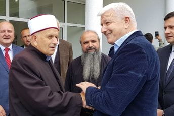 Marković: Obezbijeđen novac za zemljište muslimanskog groblja Marković: Obezbijeđen novac za zemljište muslimanskog groblja