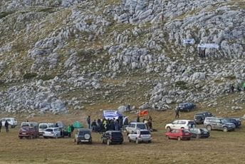 Do daljnjeg bez vojnih vježbi na Sinjajevini Arhiva