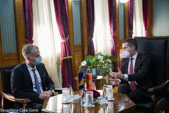 Neophodno unapređenje putne infrastrukture ka BIH Neophodno unapređenje putne infrastrukture ka BIH