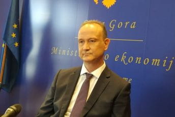 Država sa 60 miliona subvencioniše zarade Država sa 60 miliona subvencioniše zarade