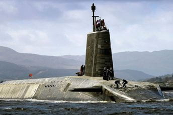 Oficir za nuklearno naoružanje na podmornici došao pijan na smjenu Oficir za nuklearno naoružanje na podmornici došao pijan na smjenu