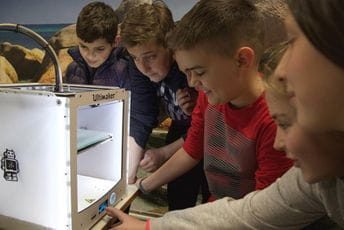 Veliki značaj primjene novih tehnologija u edukaciji Veliki značaj primjene novih tehnologija u edukaciji