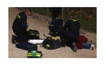 Horor u Parizu: Izbodene muslimanke, povici “prljavi Arapi” Horor u Parizu: Izbodene muslimanke, povici “prljavi Arapi”