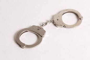 Uhapšen Podgoričanin, osumnjičen da je pretukao sugrađanina Uhapšen Podgoričanin, osumnjičen da je pretukao sugrađanina