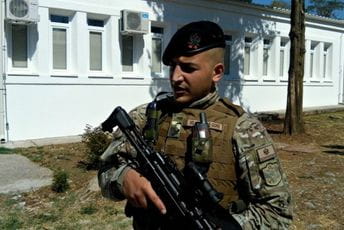 ŽIVKOVIĆ: Nije lako nositi breme prađedova, zato se zapitajte što činite i kome ćerate inat Poručnik Vukota Živković