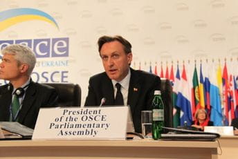 Krivokapić supotpisnik Manifesta Parlamentarne Skupštine OEBS-a Krivokapić supotpisnik Manifesta Parlamentarne Skupštine OEBS-a