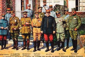 Tragedija i farsa Tragedija i farsa