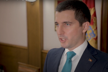 Bečić: Crna Gora antifašističkim putem odlučno korača i u 21. vijeku Bečić: Crna Gora antifašističkim putem odlučno korača i u 21. vijeku