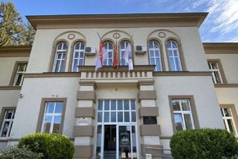 Proglašen Dan žalosti u Beranama zbog smrti mitropolita Amfilohija Proglašen Dan žalosti u Beranama zbog smrti mitropolita Amfilohija