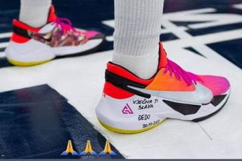 Mirotić se oprostio od Amfilohija: Ostao si stijena i kada su htjeli da te raskomadaju Mirotić se oprostio od Amfilohija: Ostao si stijena i kada su htjeli da te raskomadaju