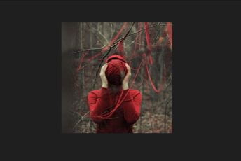 Ljutita žena i cijenjeni muškarac Ljutita žena i cijenjeni muškarac