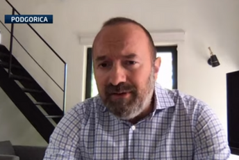 Pavićeviću, umro je i drug Tito Pavićeviću, umro je i drug Tito