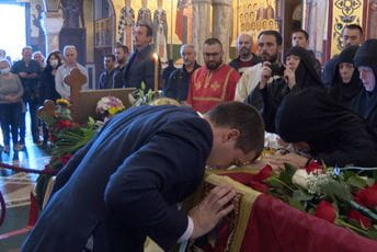 LP: Bečić dosljedno i snažno nastavlja sa politikom demagogije i dvoličnosti LP: Bečić dosljedno i snažno nastavlja sa politikom demagogije i dvoličnosti