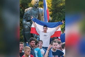 Ко „посједује“ Његоша има и Црну Гору Ко „посједује“ Његоша има и Црну Гору