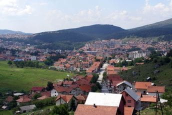 Pljevljak lomio inventar po kafiću, čekićem lupao po šanku, gosti pobjegli