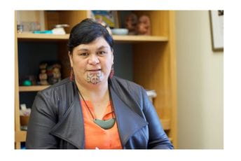 Novi Zeland je dobio svoju prvu ministarku spoljnih poslova iz naroda Maori Nanaja Mahuta (Nanaia Mahuta)