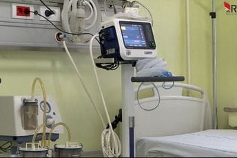 Stiglo 20 respiratora vrijednih 300.000 eura, uskoro i medicinska oprema vrijedna pola miliona eura Stiglo 20 respiratora vrijednih 300.000 eura, uskoro i medicinska oprema vrijedna pola miliona eura