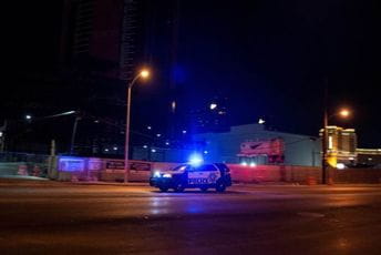 Pucnjava u Nevadi: Stradale četiri osobe Pucnjava u Nevadi: Stradale četiri osobe