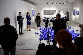 Otvorena izložba „#kosmickiritmovi2020“ Milene Mijović Durutović Otvorena izložba „#kosmickiritmovi2020“ Milene Mijović Durutović