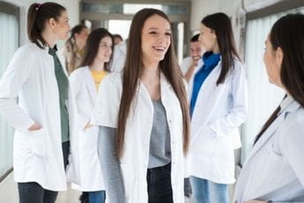 Pristigle prve prijave za nove doktorske studije održivog razvoja prirodnih nauka i tehnologija Pristigle prve prijave za nove doktorske studije održivog razvoja prirodnih nauka i tehnologija