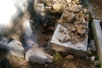 Devastiran grob vladike Arsenija Plamenca u Manastiru Gornji Brčeli (FOTO i VIDEO)