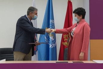 SZO donirala Crnoj Gori medicinsku opremu vrijednu preko pola miliona Uručivanje donacije