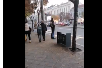 Kneževića prozivali na ulici u BG: Ako ti smeta, izađi Kneževića prozivali na ulici u BG: Ako ti smeta, izađi