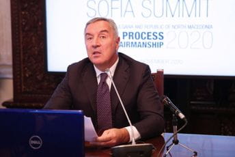 Đukanović: Ispunjavanje svih kriterijuma za punopravno članstvo u EU ostaju apsolutni prioritet Đukanović: Ispunjavanje svih kriterijuma za punopravno članstvo u EU ostaju apsolutni prioritet