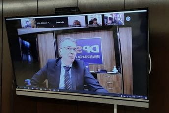 Gvozdenović: Poslanici DPS-a će inicirati dalju reformu izbornog zakonodavstva i u ovom sazivu Gvozdenović: Poslanici DPS-a će inicirati dalju reformu izbornog zakonodavstva i u ovom sazivu