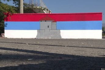 Crna Gora: Zdravlje nacije u procjepu između dvije vlade Grafit kapele na Lovćenu u Donjoj Gorici