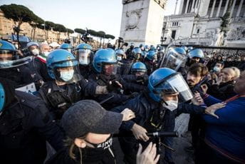 Italija: Sukobi demonstranata i policije zbog lokdauna Italija: Sukobi demonstranata i policije zbog lokdauna