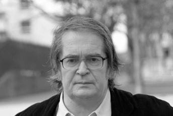 Preminuo istaknuti prevodilac i književnik Kolja Mićević Preminuo istaknuti prevodilac i književnik Kolja Mićević