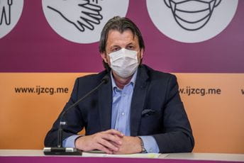 DPS Nikšić: Ako se napadi na naše članove nastave uzvratićemo istom mjerom DPS Nikšić: Ako se napadi na naše članove nastave uzvratićemo istom mjerom