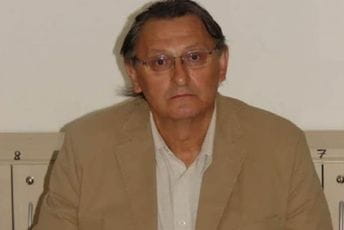 Perović: Mandatar skuplja eksperte za razaranje Crne Gore Perović: Mandatar skuplja eksperte za razaranje Crne Gore