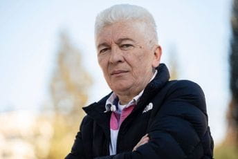 Dostavljen, a ne dostojan