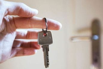 Građani od danas podnose zahtjeve bankama za program Hiljadu plus Građani od danas podnose zahtjeve bankama za program Hiljadu plus