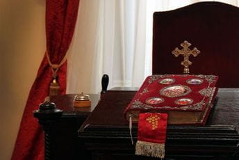 Ko će biti novi patrijarh SPC: Tri imena u kovertama Ko će biti novi patrijarh SPC: Tri imena u kovertama