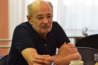 Hajduk i Dino Rađa se oprostili od Nadarevića: Inžinjer Duje je unikatna uloga Hajduk i Dino Rađa se oprostili od Nadarevića: Inžinjer Duje je unikatna uloga