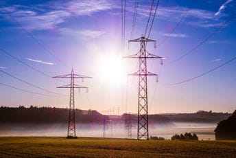 Eksplozija na dalekovodu uzrok nestanka struje, za popravku se moraju angažovati helikopteri