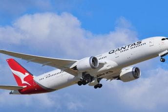 Australijska avio kompanija prevoziće samo vakcinisane putnike Australijska avio kompanija prevoziće samo vakcinisane putnike