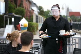 Konobaru sedam mjeseci zatvora zbog napada na komunalnog inspektora Ilustracija