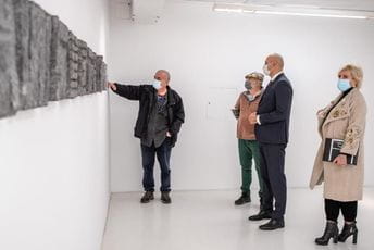 Otvoren 42. Crnogorski likovni salon na Cetinju Otvoren 42. Crnogorski likovni salon na Cetinju