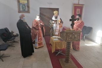 CPC služila liturgiju za sve preminule i oboljele od koronavirusa CPC služila liturgiju za sve preminule i oboljele od koronavirusa